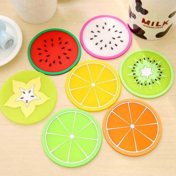 https://cdn.shopify.com/s/files/1/0925/0203/2693/files/Silicone-Coaster-Fruit-Design-5-Pc-Set-1.jpg?v=1736089923