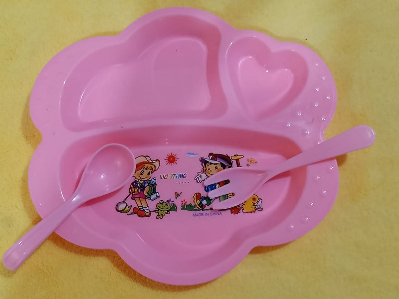 https://cdn.shopify.com/s/files/1/0925/0203/2693/files/WJI-135-Flower-Shape-Kids-Dinner-Set_All_4170_1.jpg?v=1736065999