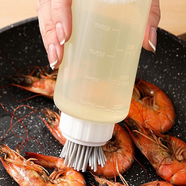 https://cdn.shopify.com/s/files/1/0925/0203/2693/files/WJI571-350ml-Oil-Dispenser-Bottle-Brush_All_5794_1-2.jpg?v=1736057046